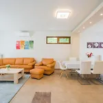 Vila Silver