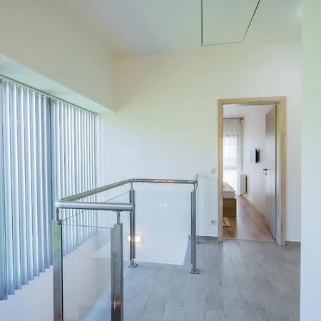 Villa Silver *