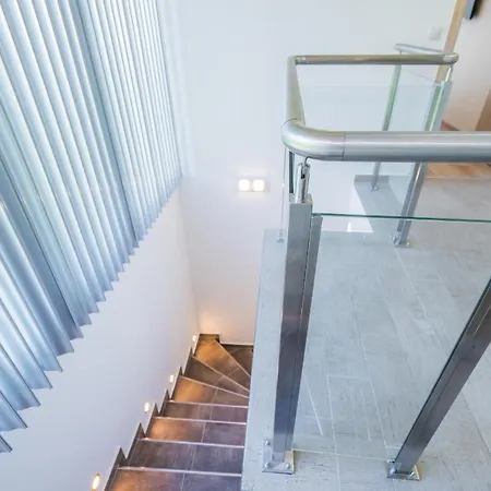 Villa Silver *