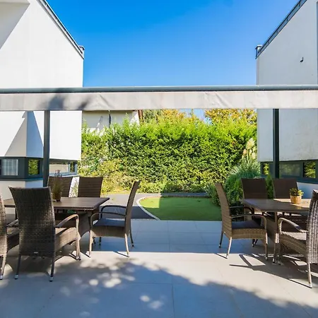 Villa Silver *