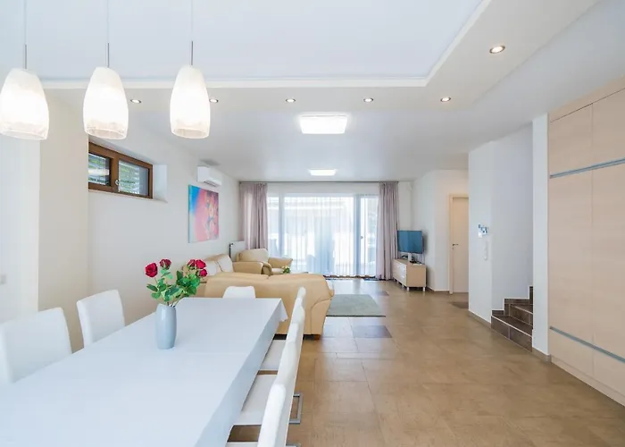 Villa Silver *