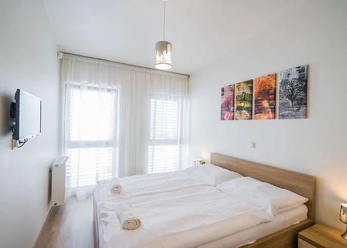 Silver Villa *