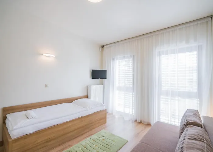 Silver Villa *