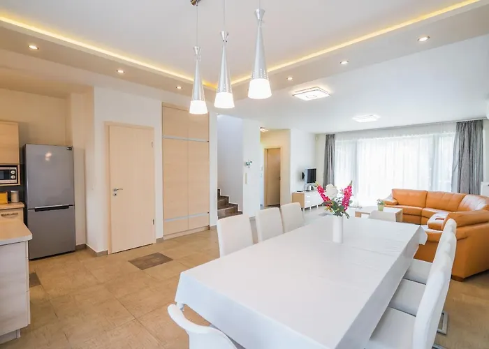 Villa Silver *