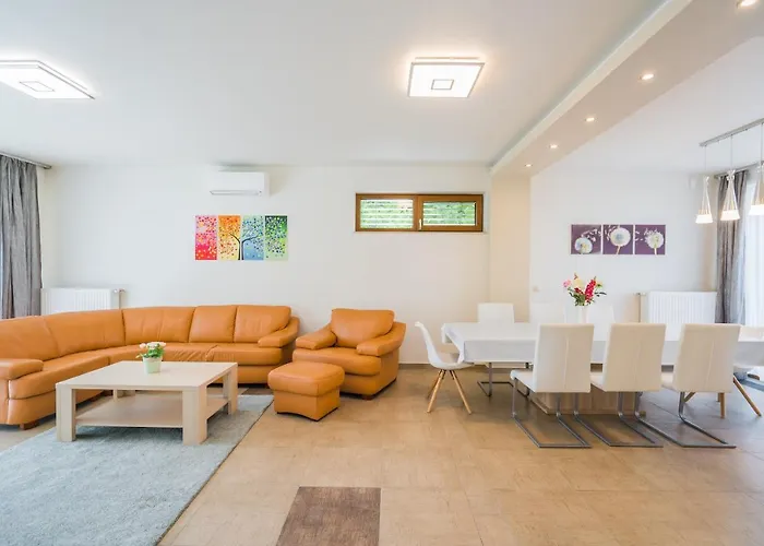 Villa Silver
